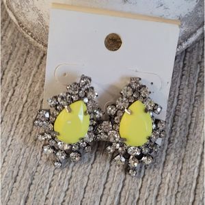 Designed in New York crystal ENTTRA Post at back I